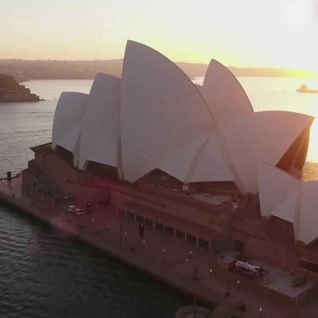 Сиднейский оперный театр — место, ради которого стоит посетить австралию