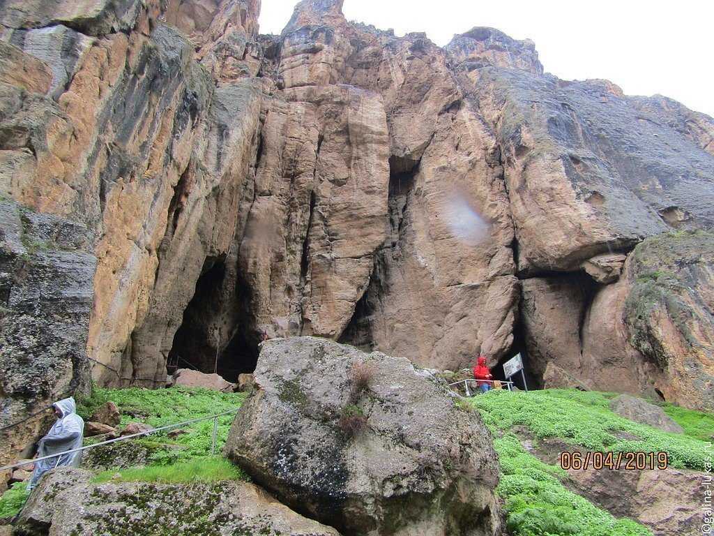 Арени (пещера)