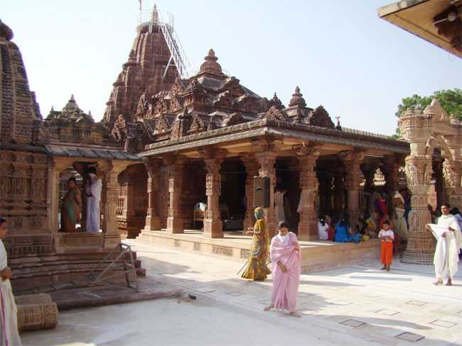 Храм шри чандрешвар бхутнатх (shri chandreshwar bhutnath)