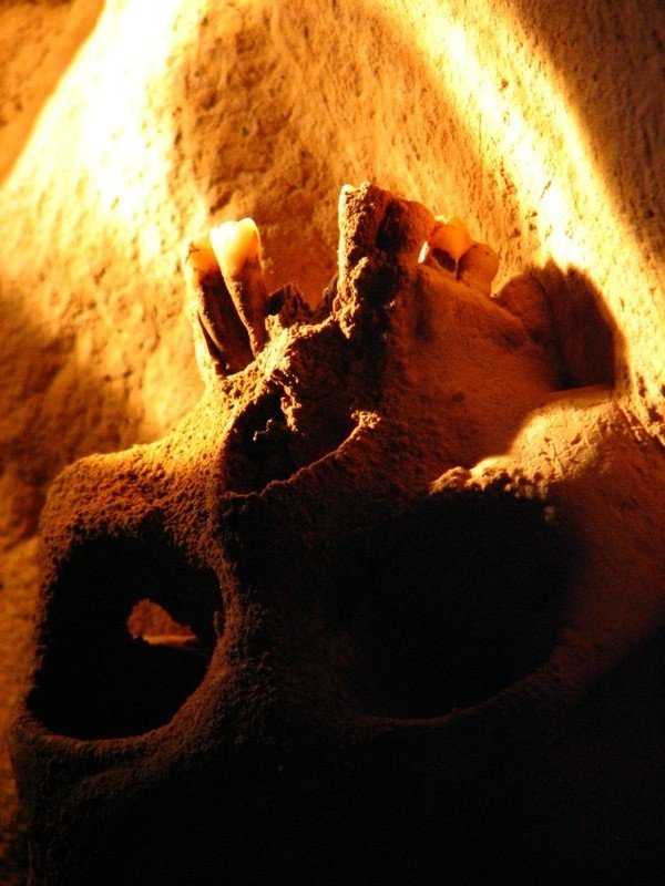 Актун-Туничиль-Мукналь — знаменитая пещера на территории Белиза. Пещера также является местом культурного наследия цивилизации майя. Здесь ученые обнаружили скелеты и большое количество материальных ценностей...