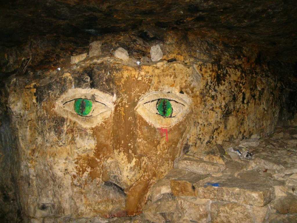 Пещера братьев греве