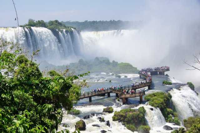 Водопад игуасу — самый мощный на планете