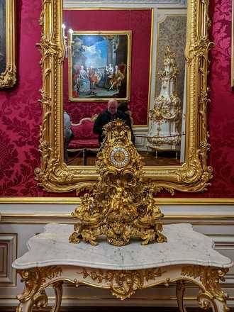 Дворец Шенбрунн — это Версаль Австро-Венгерской империи Некогда это была летняя резиденция Габсбургов