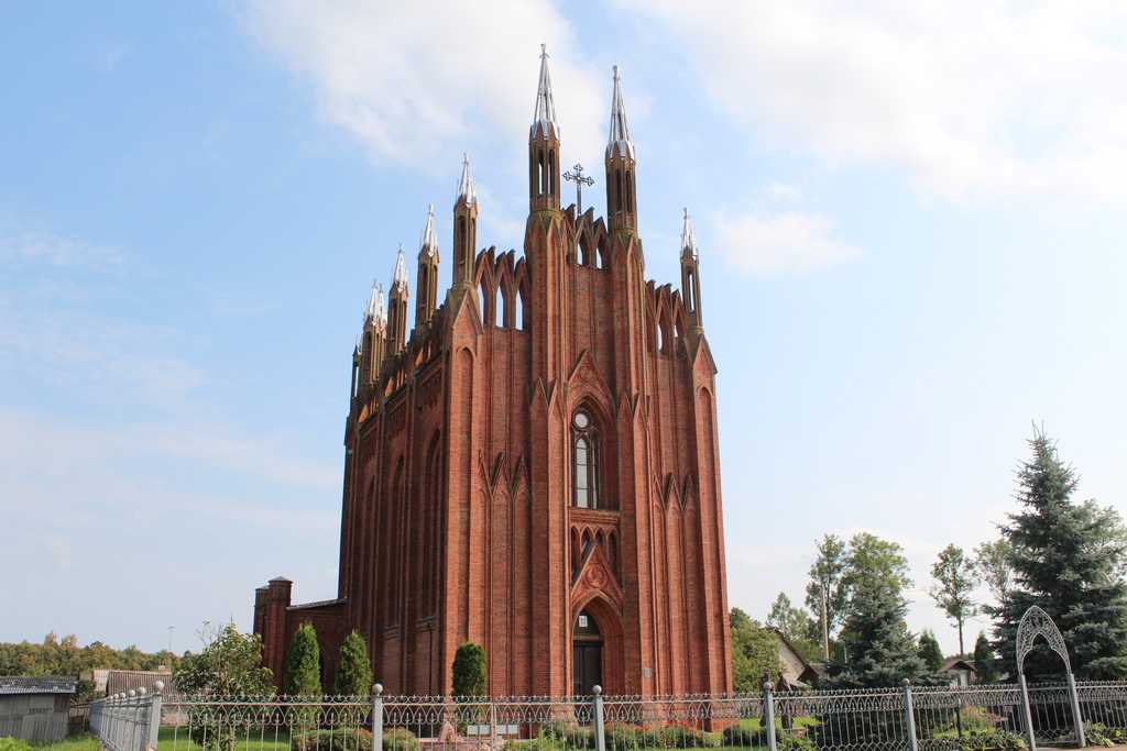 Борисоглебская (коложская) церковь, построенная в 80–е годы xii века... древнейший в беларуси храм — уникальный исторический объект.