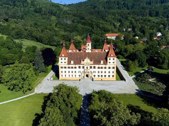 Замок херберштайн в австрии часть 1: зоопарк, розарий, парк