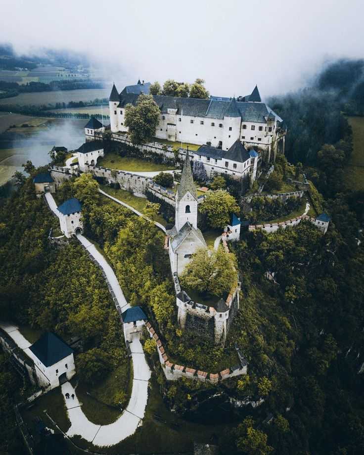 30 лучших замков австрии