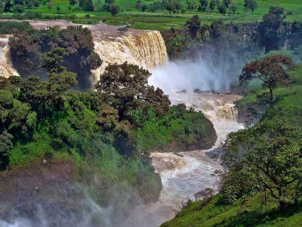 Файл:malange (angola) banner kalandula waterfalls of the lucala river.jpg