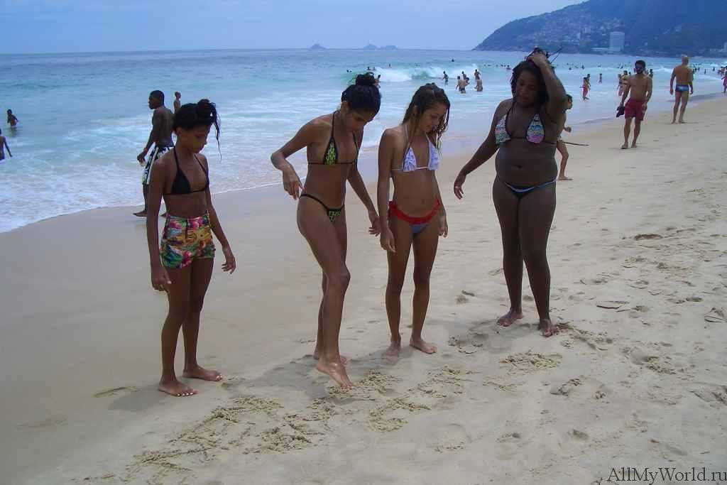Что хорошего на известном в рио-де-жанейро пляже копакабана?