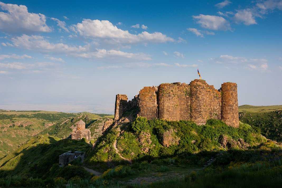 Средневековые замки и крепости армении - armenian geographic