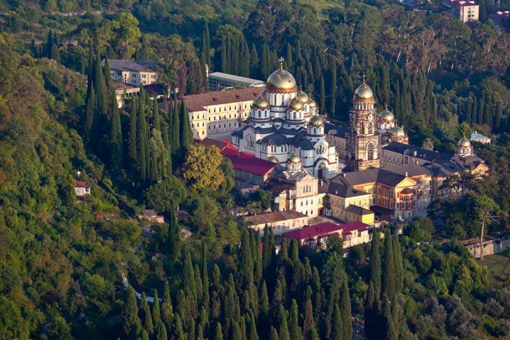 Новоафонский монастырь: история, святыни, режим работы, фото, адрес, как добраться. гостиницы рядом