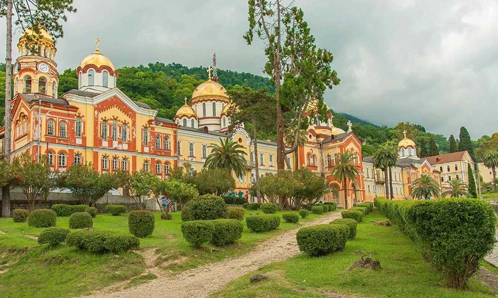 Восточный корпус новоафонского монастыря | официальный сайт священной митрополии абхазии