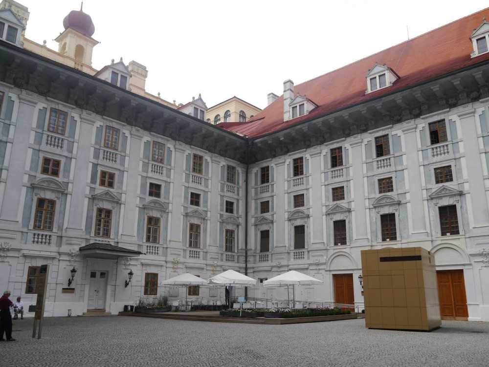 Музеи-замки австрии – кройценштайн, хоэнверфен и эстерхази