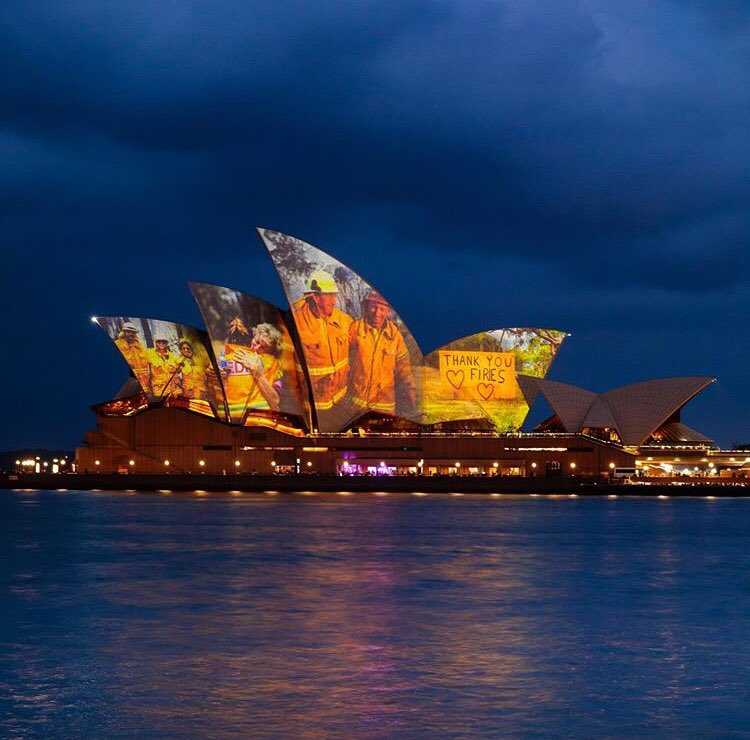 Сиднейский оперный театр в австралии - корабль, плывущий по волнам искусства