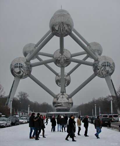 Атомиум — самый посещаемый памятник брюсселя