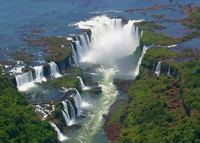 Водопад игуасу в аргентине и бразилии