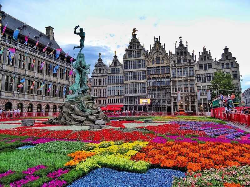 Площади Бельгии: Площадь Гран-Плас...
