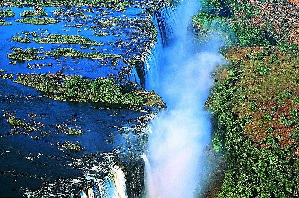 10 самых красивых водопадов мира: завораживающее зрелище