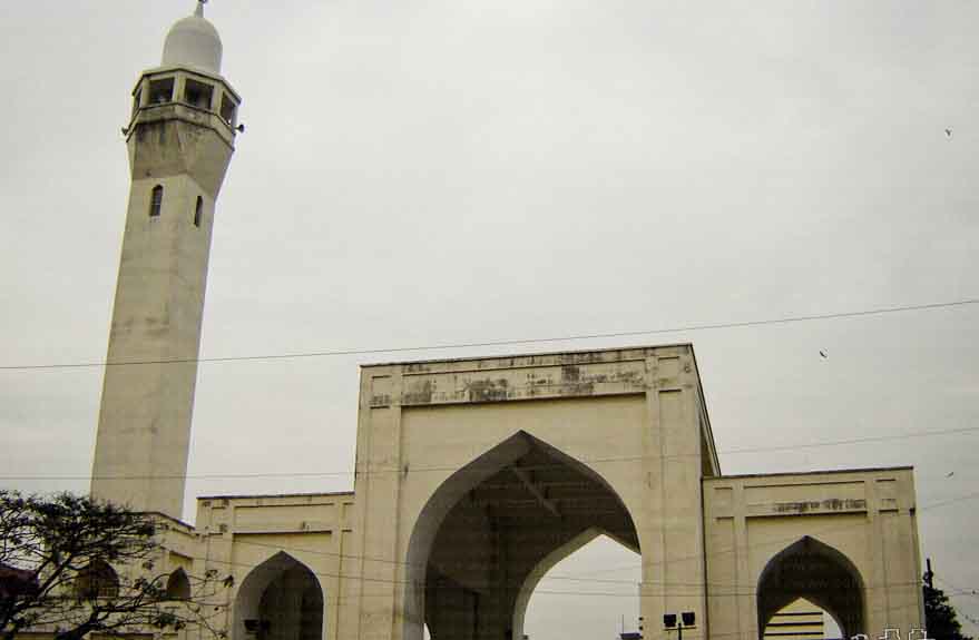 Национальная мечеть байтул мукаррам - gaz.wiki