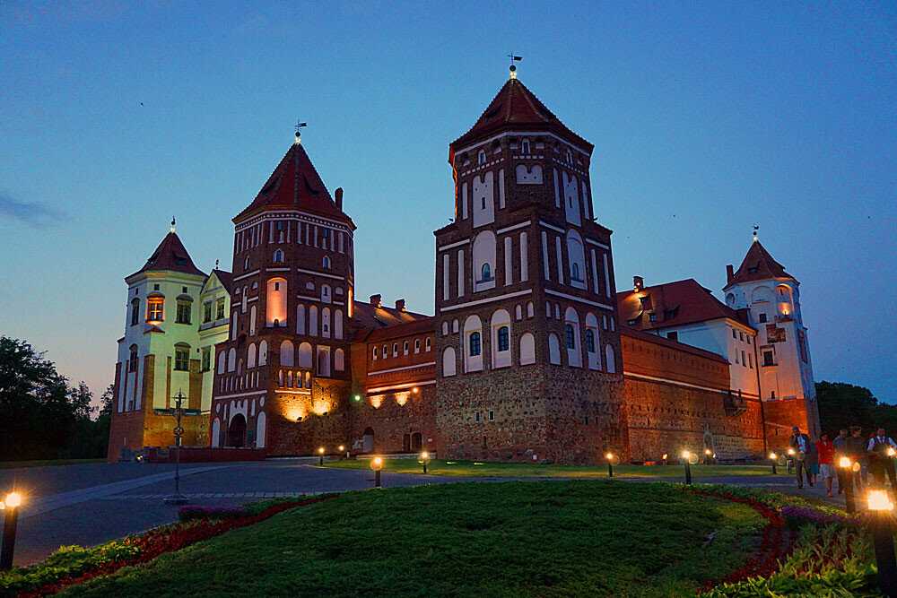 Беларусь мирский замок фото, история и легенды