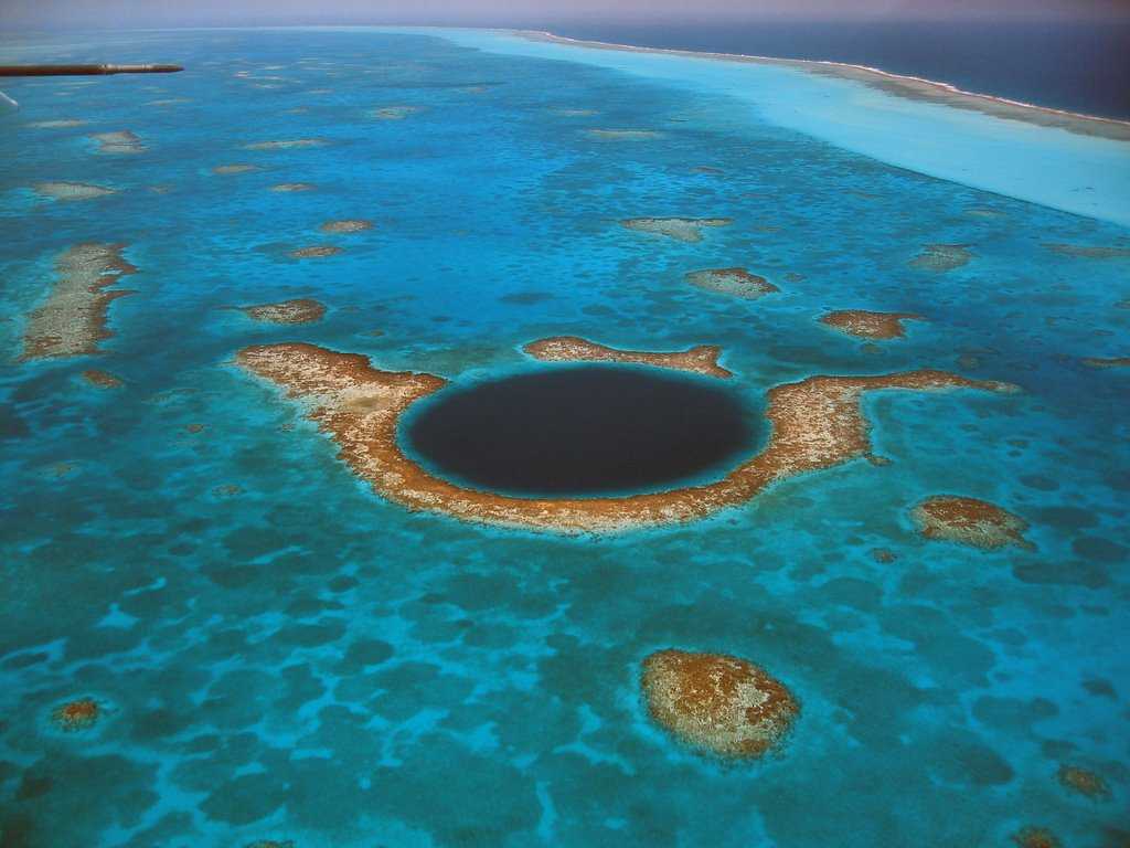 Голубая дыра дина на багамских островах (dean’s blue hole). фото, видео, отели рядом, как добраться — туристер.ру