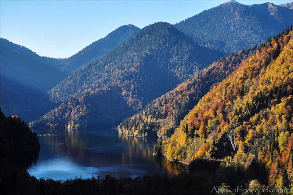 Озеро рица: удивительная драгоценность абхазии - турклуб восход