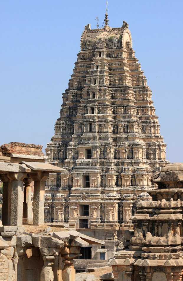 Чидамбарам - древнейший храм шивы натараджи, индия