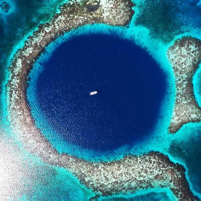 Голубая дыра на багамах погибла семья. голубая дыра дина – погружение в бездну
