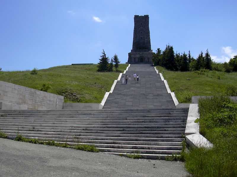 Шипка - знаменитый перевал через балканы