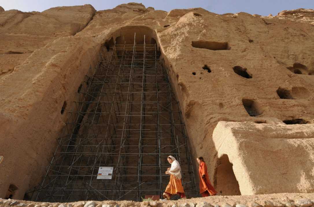Величие и упадок бамианских статуй будды в афганистане
