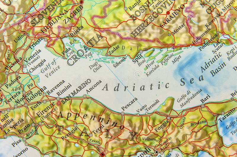 Адриатическое море: какие страны расположены на его берегах?