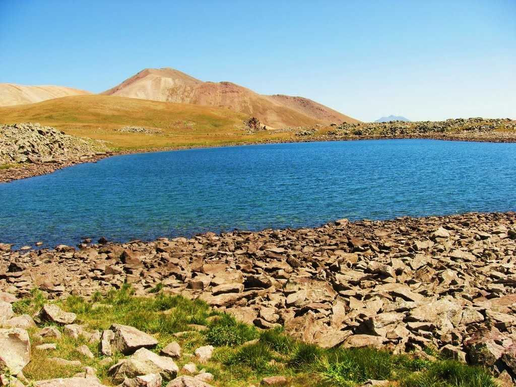 Озеро севан, армения: как добраться, где жить, что посмотреть
