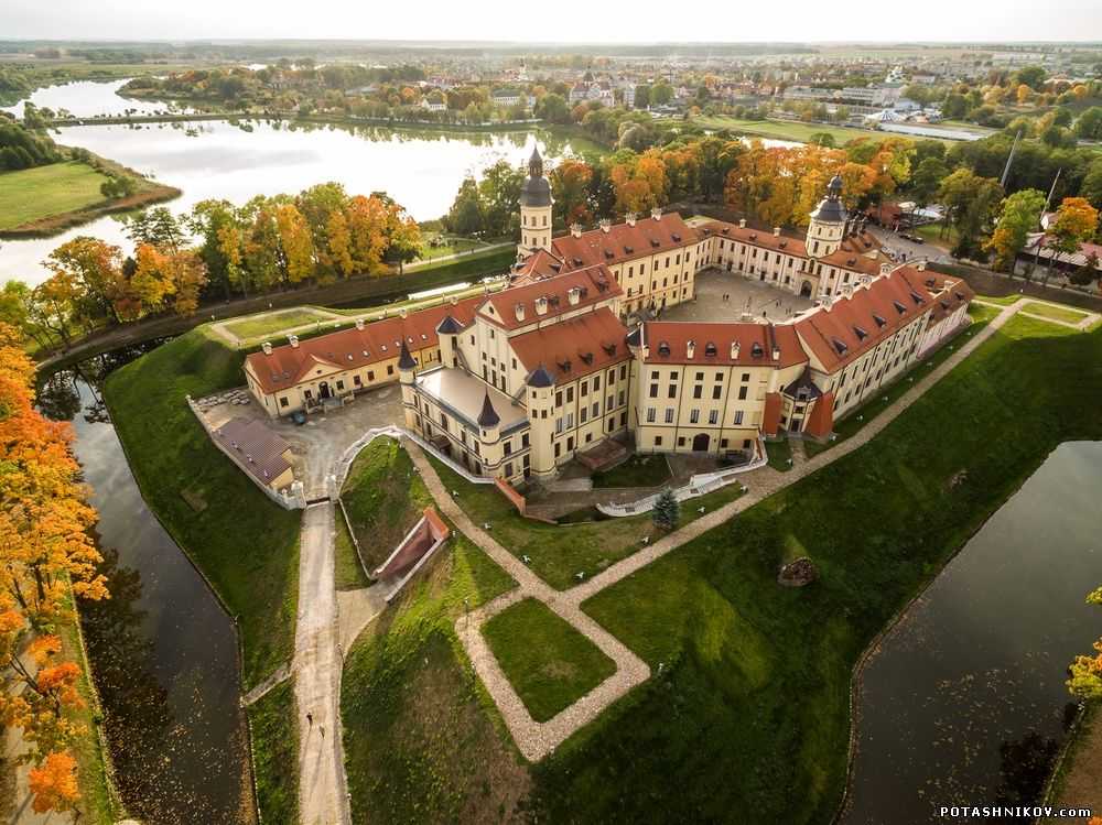 Средневековые замки, крепости и усадьбы беларуси