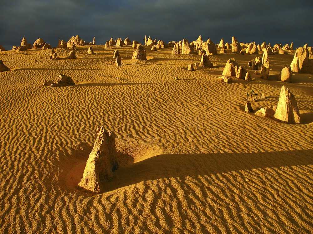 Пиннаклс пустыня мохаве пустыня тар пустыни австралии национальный парк намбунг, австралия достопримечательности пиннаклс, пейзаж, мир, скала png