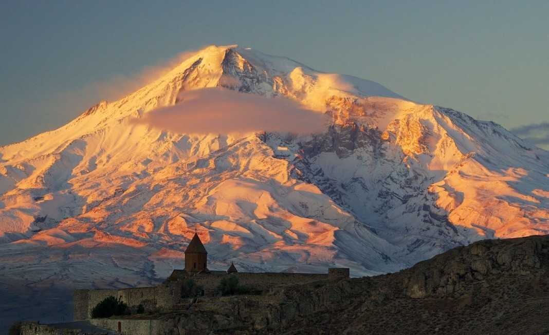 Арарат - где находится гора, ее фото, высота, история и как добраться в 2021