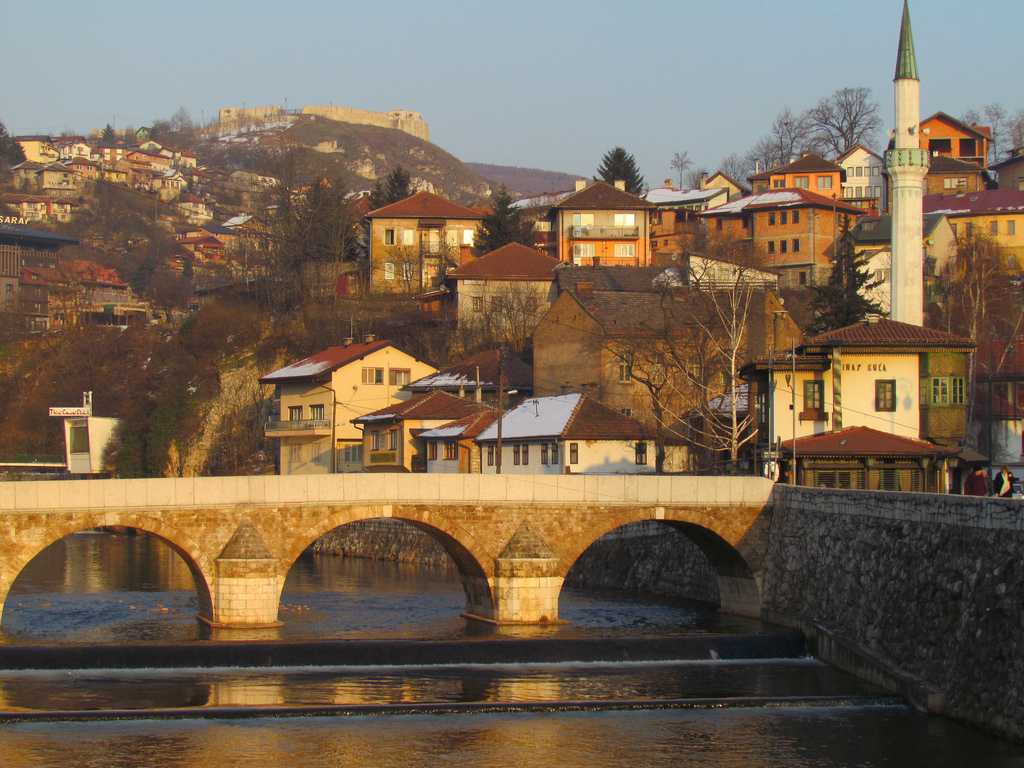Сараево | столица боснии и герцеговины, знаменитый туристический центр, отели, рестораны, шопинг