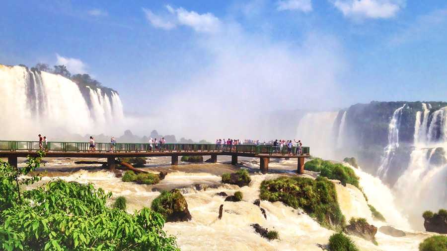 Водопад игуасу: 275 маленьких и больших водопадов (11 фото)