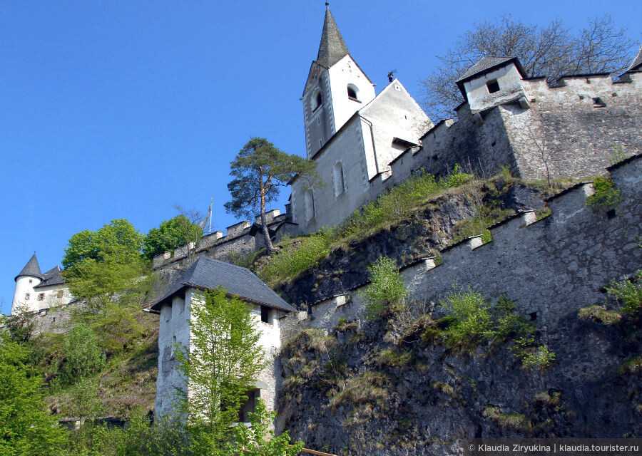 Замок хохостервиц - неприступная крепость каринтии. средневековый замок в австрии