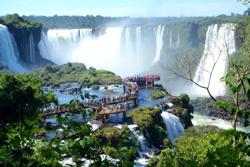 Водопады Бразилии: Водопад Игуасу...