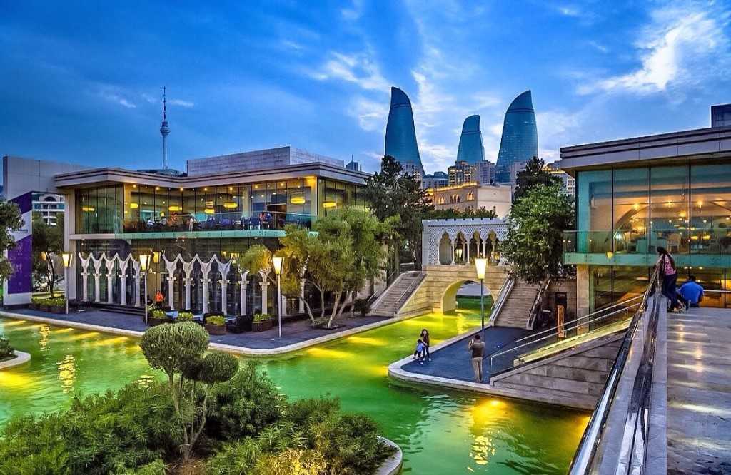 Фото Бакинского кристального зала в Баку, Азербайджан Большая галерея качественных и красивых фотографий Бакинского кристального зала, которые Вы можете смотреть на нашем сайте
