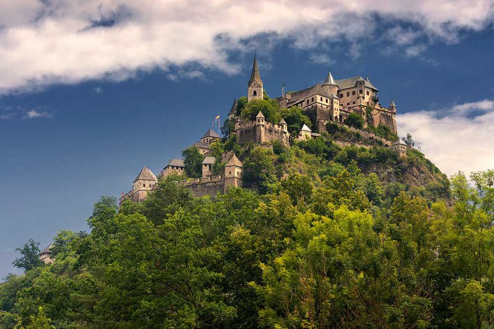 Замок хохостервиц, горная цитадель каринтии | tourpedia.ru