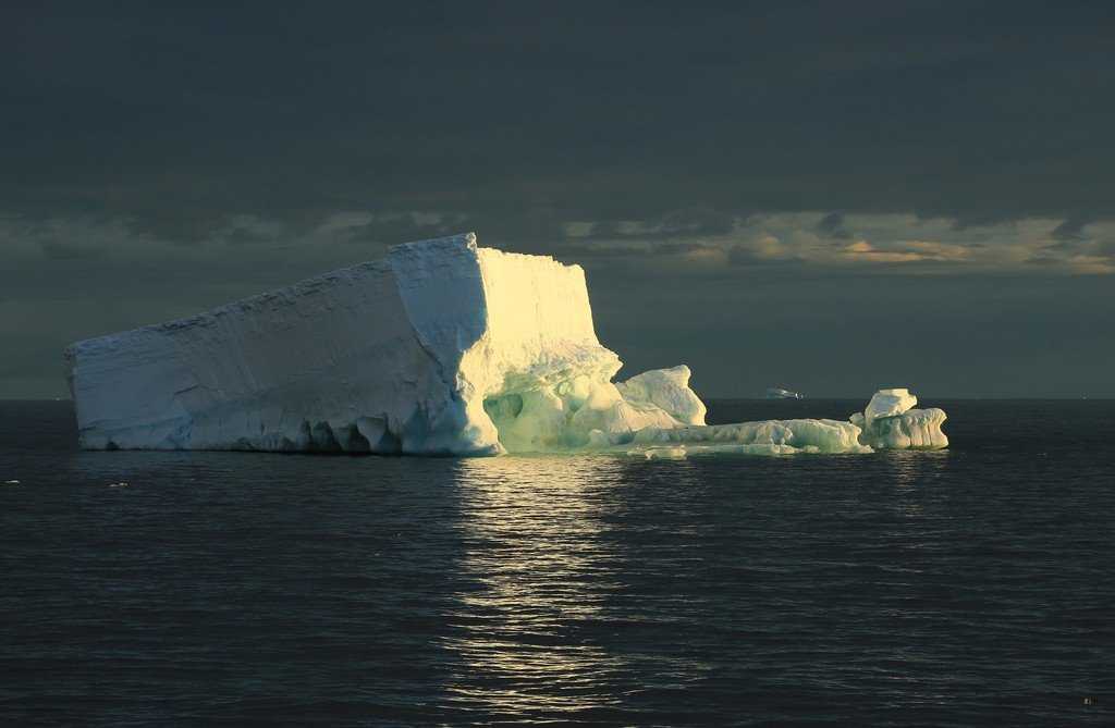 Фото моря Дейвиса в Антарктиде Большая галерея качественных и красивых фотографий моря Дейвиса, которые Вы можете смотреть на нашем сайте