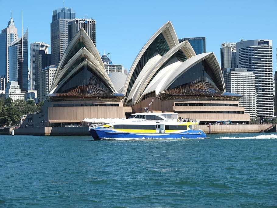 Фото города Сидней в Австралии Большая галерея качественных и красивых фотографий Сиднея, на которых представлены достопримечательности города, его виды, улицы, дома, парки и музеи